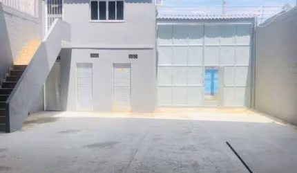 Barracão / Galpão / Depósito com 2 salas para alugar na Avenida Benjamim Pinto Dias, 10, Centro, Belford Roxo por R$ 7.000
