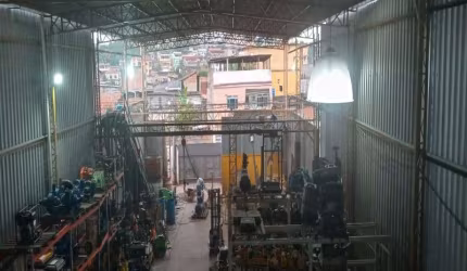 Barracão / Galpão / Depósito com 4 salas à venda na Rua Marli Barcelos, Posse, Nova Iguaçu por R$ 550.000