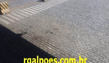 Barracão / Galpão / Depósito com 4 salas para alugar na Alameda Oscar Lorenzo Fernandes, 76, Jardim Primavera, Duque de Caxias por R$ 100.000