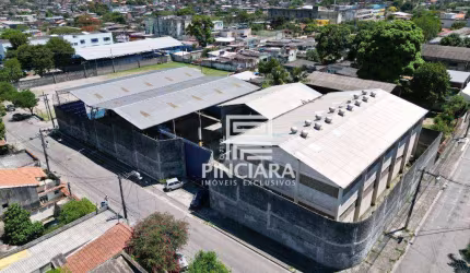 Galpão de 2.640m² com 2 galpões e um prédio de 3 andares  para alugar por R$10.000 + taxas - Laranjal - São Gonçalo/RJ