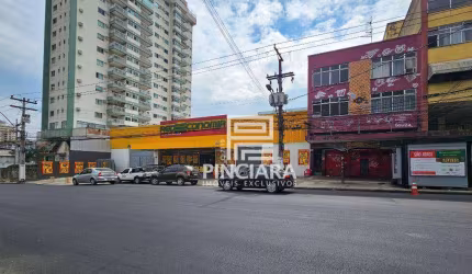 Loja de 294m² para alugar por R$8.000 + taxas - Santa Rosa - Niterói/RJ