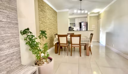 Lindo Apartamento de 80m², com 3 quartos, sendo 1 suíte e 2 vagas
