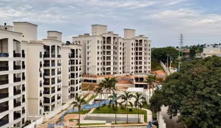 Apartamento com 03 Dormitórios  e 02 Vagas