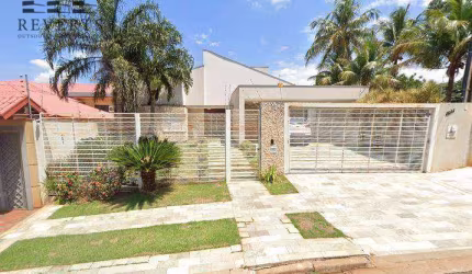 Casa à venda por R$ 1.270.000 - Zona 05 - Maringá/PR
