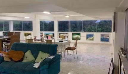 Casa de condomínio para venda com 600 metros quadrados com 5 quartos em Glória - Macaé - RJ