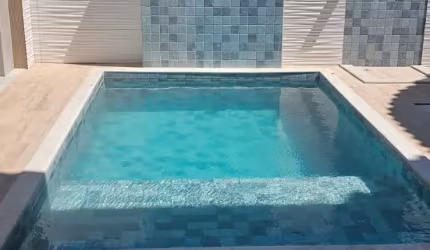 VENDO: CASA CONDOMINIO VALE DOS CRISTAIS