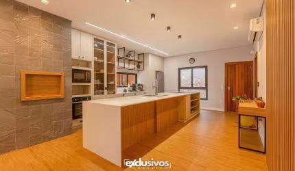 Casa à venda no bairro América em Joinville/SC