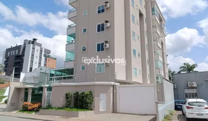 Apartamento Cobertura a venda com 159 m2 de áres privativa,  no bairro América em Joinville, com 3 suítes por R$940.000,00