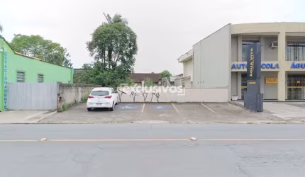 Terreno comercial à venda com 438 m² no bairro Itaum em Joinville por R$750.000,00