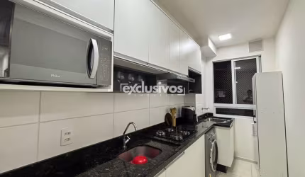 Apartamento com 2 quartos semimobiliado e com piscina no Bairro Bucarein por R$ 320.000,00 em Joinville/SC