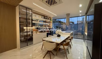 Geminado mobiliado com 3 suítes à venda no bairro Santo Antônio em Joinville-SC por R$ 1.780.000,00