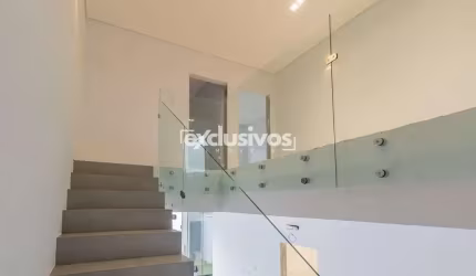 Geminado com 3 suítes à venda no bairro Santo Antônio em Joinville-SC por R$ 1.183.000,00
