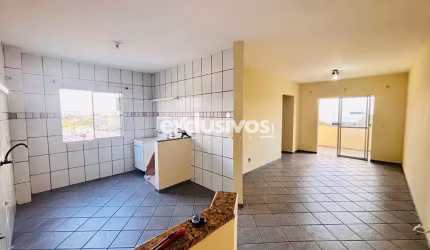 Apartamento com 2 quartos super espaçoso entre Adhemar Garcia e Fátima.
