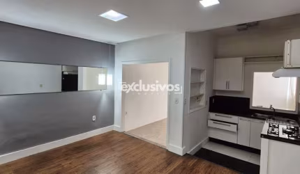 Sobrado averbado de 115m² com 1 suíte + 2 quartos, no Glória em Joinville – Para Alugar