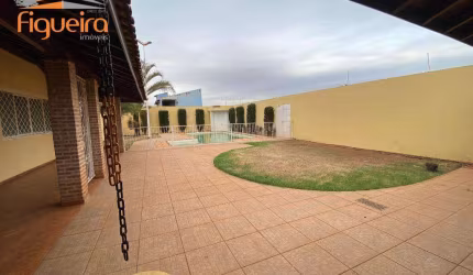 Casa com 3 dormitórios à venda, 310 m² por R$ 750.000,00 - Jockey Club - Barretos/SP