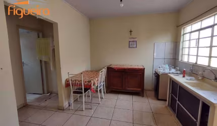 Casa com 2 dormitórios à venda, 150 m² por R$ 270.000,00 - Centro - Barretos/SP
