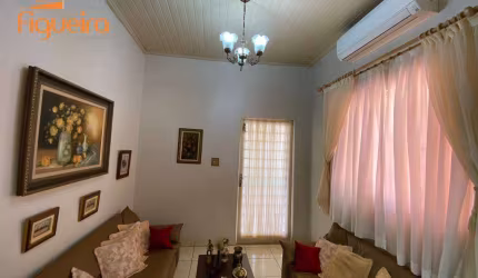 Casa com 3 dormitórios à venda, 339 m² por R$ 750.500,00 - Centro - Barretos/SP