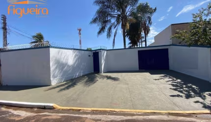 Casa com 3 dormitórios à venda, 123 m² por R$ 715.000,00 - Centro - Barretos/SP