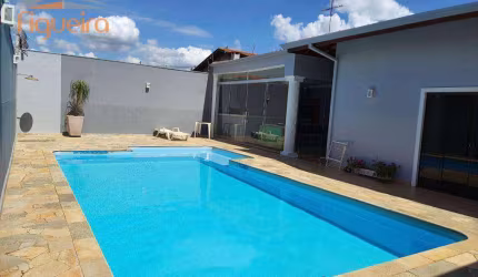 Casa com 3 dormitórios à venda, 258 m² por R$ 1.100.000,00 - City Barretos - Barretos/SP