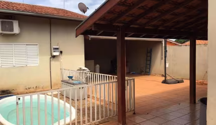 Casa com 4 dormitórios à venda, 181 m² por R$ 480.000,00 - Jockey Club - Barretos/SP