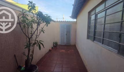 Casa com 3 dormitórios à venda, 202 m² por R$ 500.000,00 - Baroni - Barretos/SP