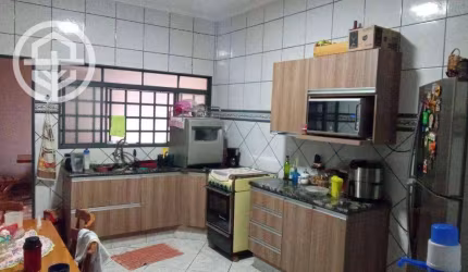 Casa com 2 dormitórios à venda, 100 m² por R$ 800.000,00 - Gonçalves - Barretos/SP