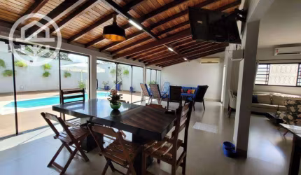 Casa com 4 dormitórios à venda, 289 m² por R$ 770.000,00 - Centro - Barretos/SP