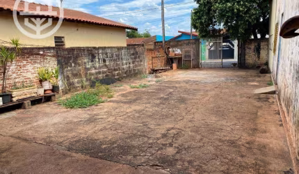 Casa com 2 dormitórios à venda, 120 m² por R$ 250.000,00 - Marília - Barretos/SP