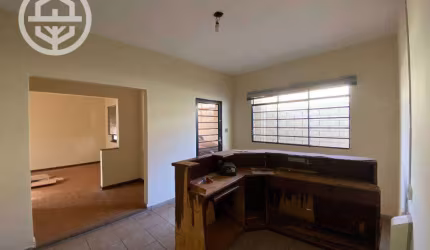 Casa com 3 dormitórios, 180 m² - venda por R$ 550.000,00 ou aluguel por R$ 3.629,32/mês - Centro - Barretos/SP