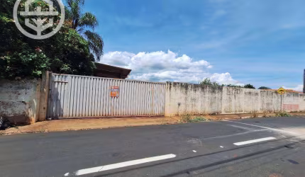 Terreno à venda, 693 m² por R$ 450.000 - Gomes - Barretos/SP