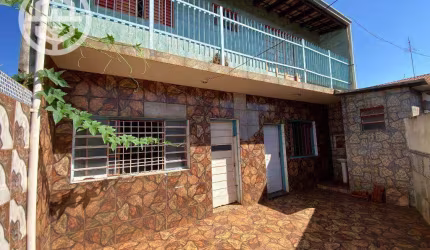 Casa com 2 dormitórios à venda, 180 m² por R$ 200.000,00 - Bom Jesus - Barretos/SP