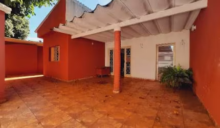 Casa com 6 dormitórios à venda, 186 m² por R$ 370.000,00 - Nogueira - Barretos/SP