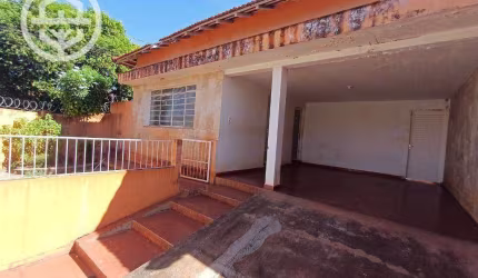 Casa com 3 dormitórios à venda, 147 m² por R$ 280.000,00 - Centro - Barretos/SP