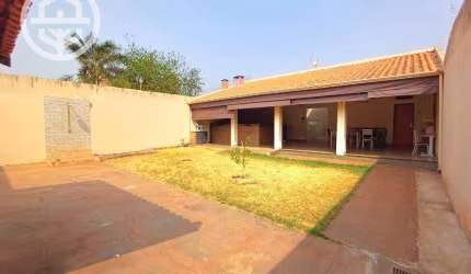 Casa com 3 dormitórios à venda, 208 m² por R$ 370.000,00 - Derby Clube - Barretos/SP