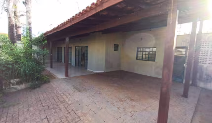 Casa com 4 dormitórios à venda, 386 m² por R$ 700.000,00 - City Barretos - Barretos/SP