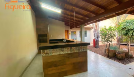 Casa com 3 dormitórios à venda, 260 m² por R$ 750.000,00 - Jockey Club - Barretos/SP