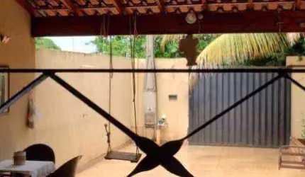CASA EM COLINA