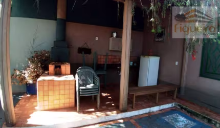 Casa com 9 dormitórios, 312 m² - venda por R$ 800.000,00 ou aluguel por R$ 3.000,00/mês - Centro - Barretos/SP