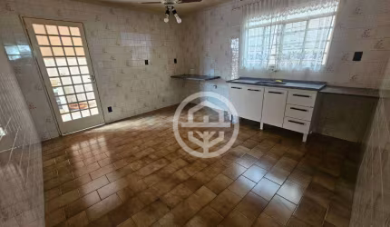 Casa com 3 dormitórios para alugar, 185 m² por R$ 1.382,00/mês - Bela Vista - Barretos/SP