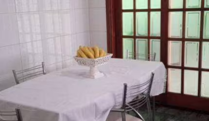 Sobrado com 3 dormitórios à venda, 240 m² por R$ 840.000,00 - Jaguaré - São Paulo/SP