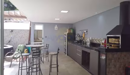 Apartamento para Venda em Belo Horizonte, Itapoã, 2 dormitórios, 2 banheiros, 2 vagas