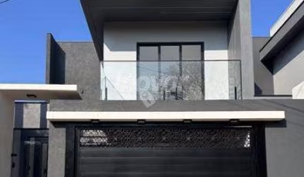 SOBRADO NOVO ALTO PADRÃO NA VILA INDUSTRIAL COM SUITE E DOIS QUARTOS