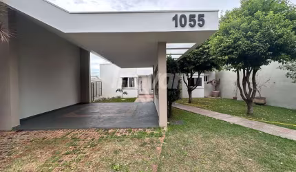 Casa em excelente localizacao no centro de Toledo, ideal para uma familia morar.
