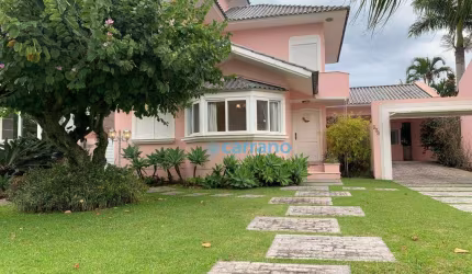 Casa com 3 dormitórios à venda, 200 m² por R$ 3.450.000 - Jurerê - Florianópolis/SC
