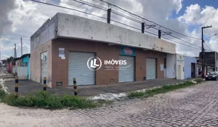 Prédio à venda com 3 pontos Proximo a Edgar Dantas - Santos Reis - Parnamirim/RN