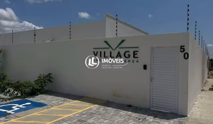 Casa à venda em condomínio fechado: tranquilidade e segurança para sua família.