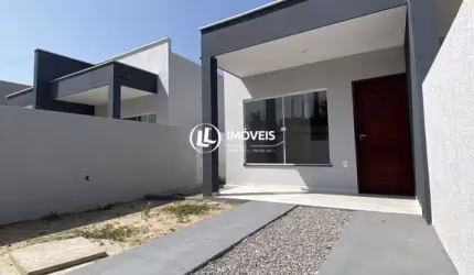 Linda casa de 2 quartos com suíte á venda em PARNAMIRIM-RN.