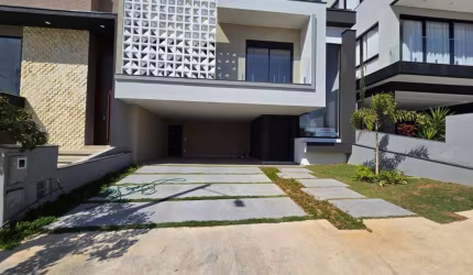 Casa em condomínio fechado com 3 quartos à venda na Rua Clelia Carrara, 1215, Loteamento Sunlake SPA Residencial, Votorantim por R$ 1.400.000