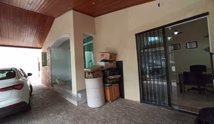 Casa com 3 quartos à venda na Doutor Júlio Prestes, 353, Vila Carvalho, Sorocaba por R$ 850.000