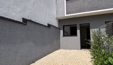 Casa com 2 quartos à venda na Rua José Marte, 3, Jardim Piazza di Roma, Sorocaba por R$ 320.000